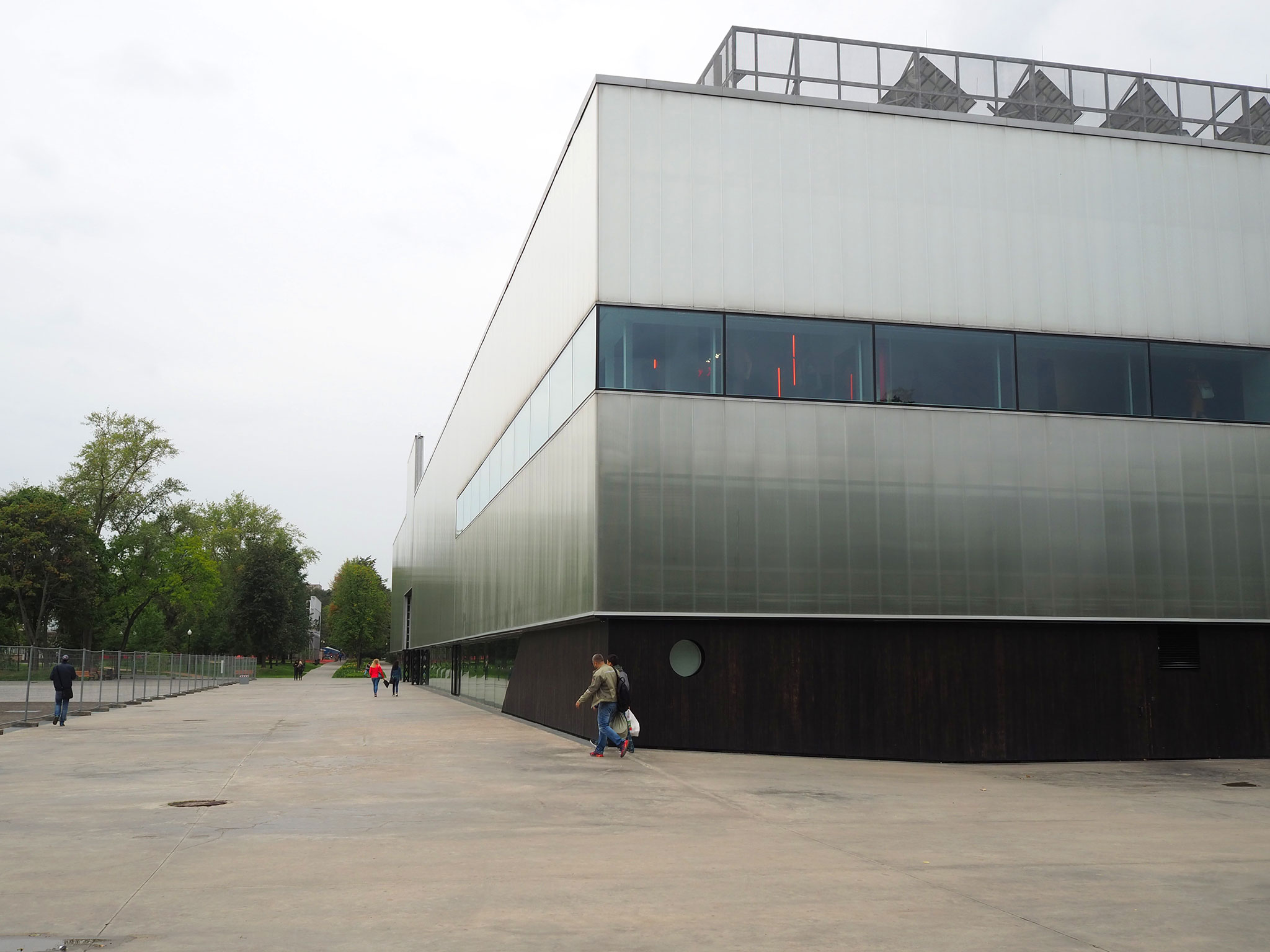 bauhaus-imaginista-slanted-moscow_04