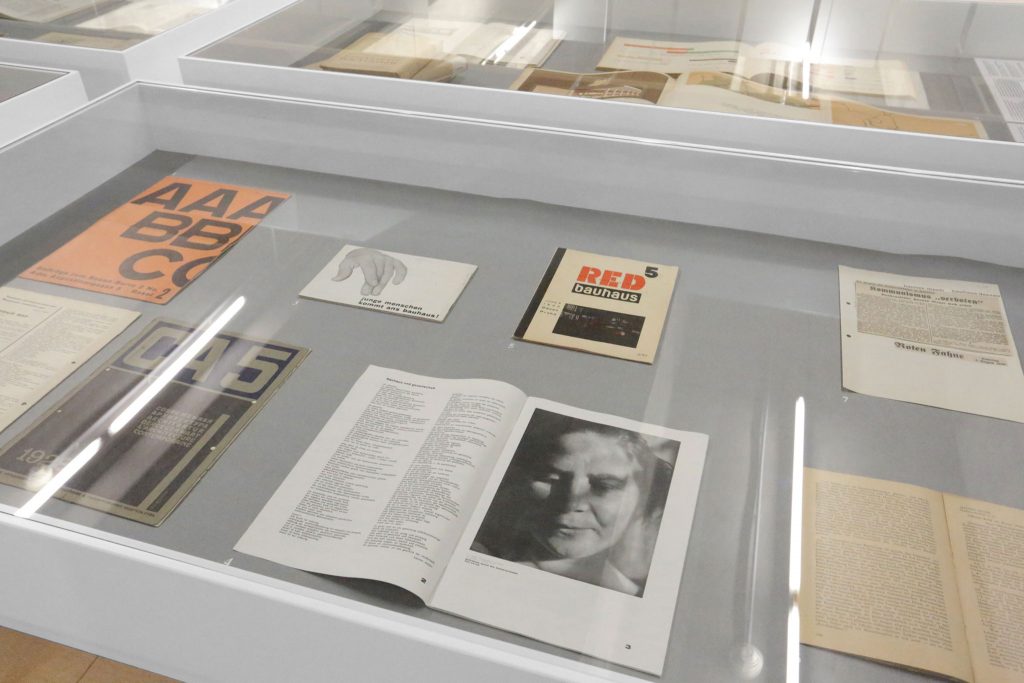 bauhaus imaginista - slanted