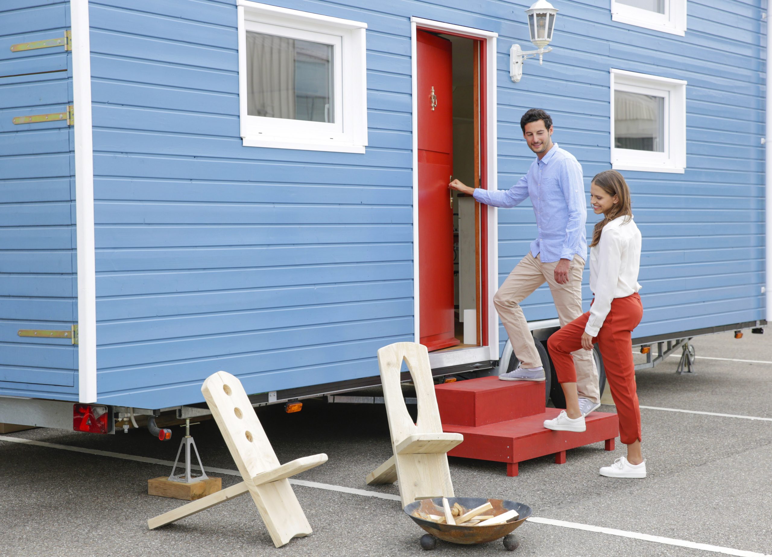 new-housing-paar-geht-in-tinyhouse