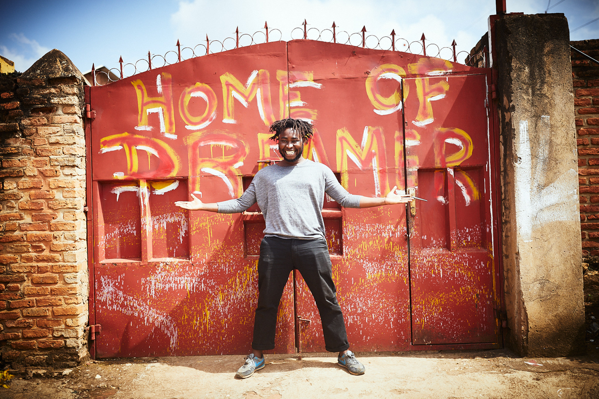 Slanted in Ruanda: Jacques Nkinzingabo / kigali center for photography