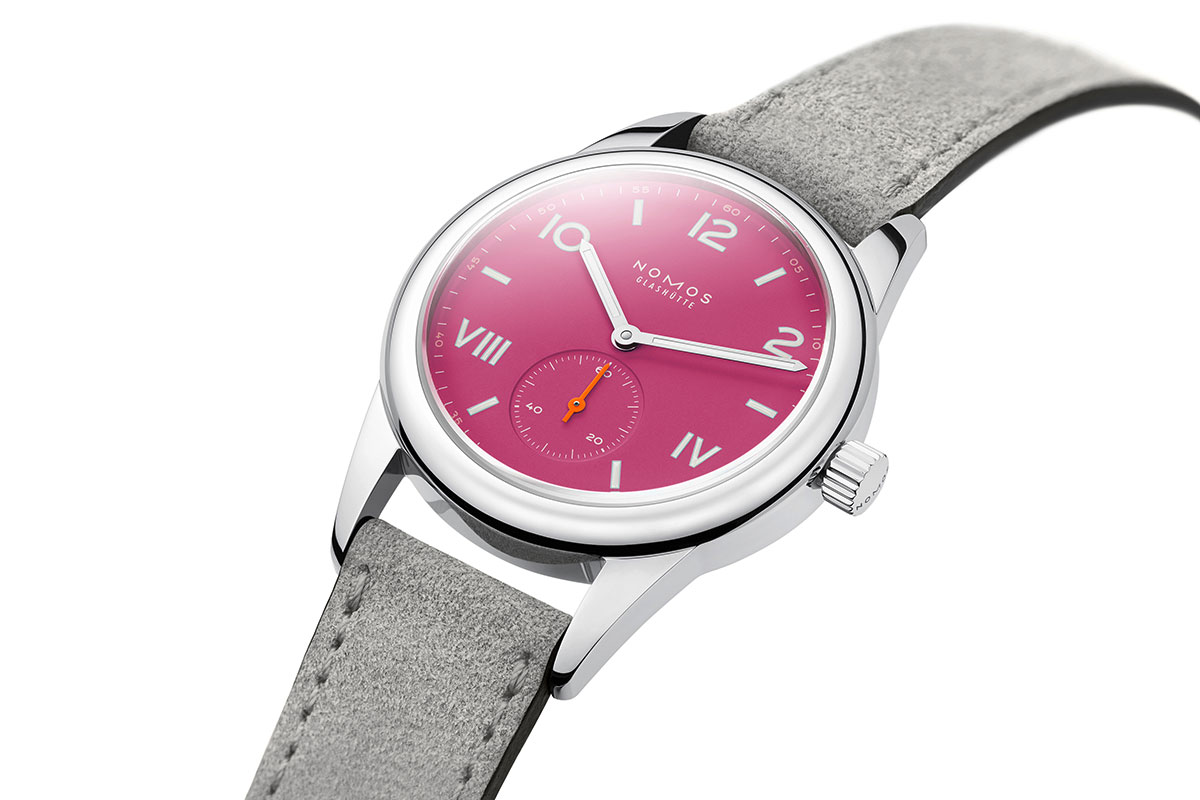 04_NOMOSGlashuette_ClubCampus_DeepPink