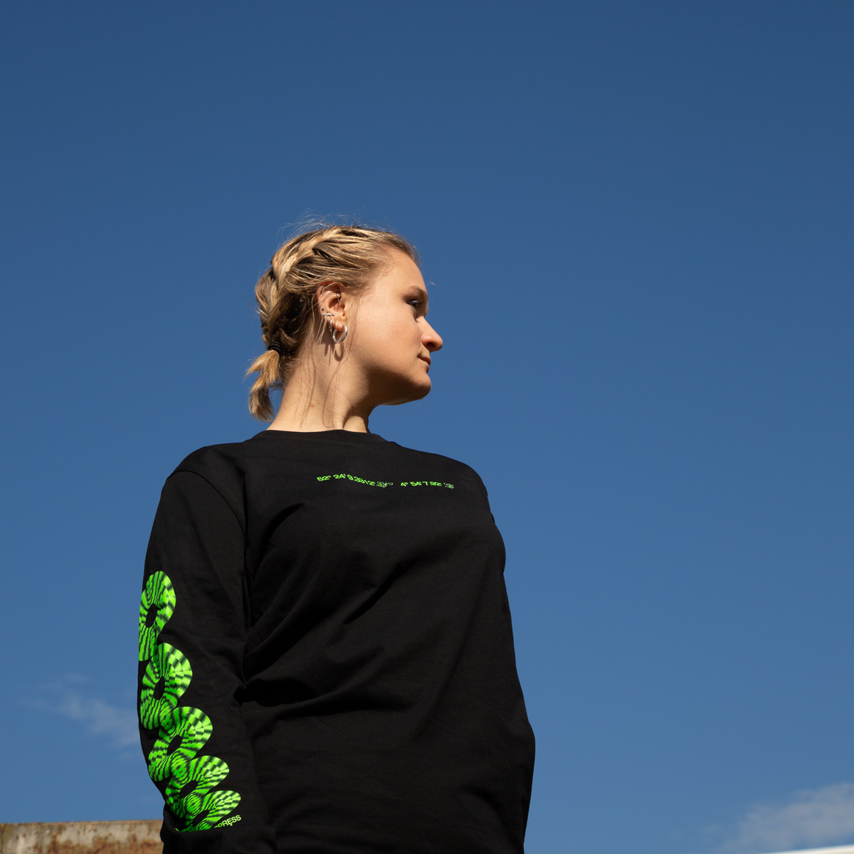 Slanted-Everpress-Amsterdam-Special-Edition-Sweater-00