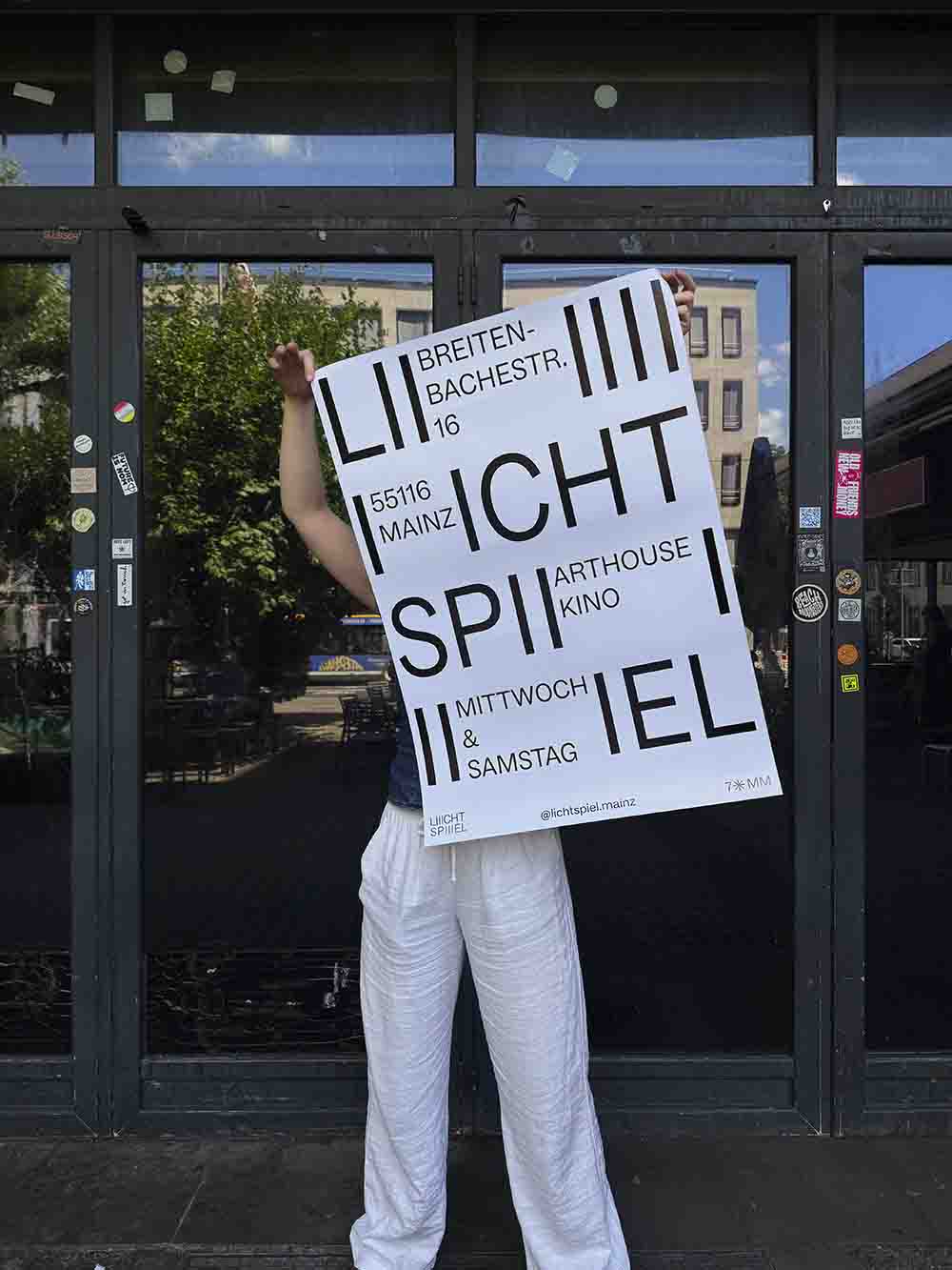 2025-09-11_68c3102735d48_poster2