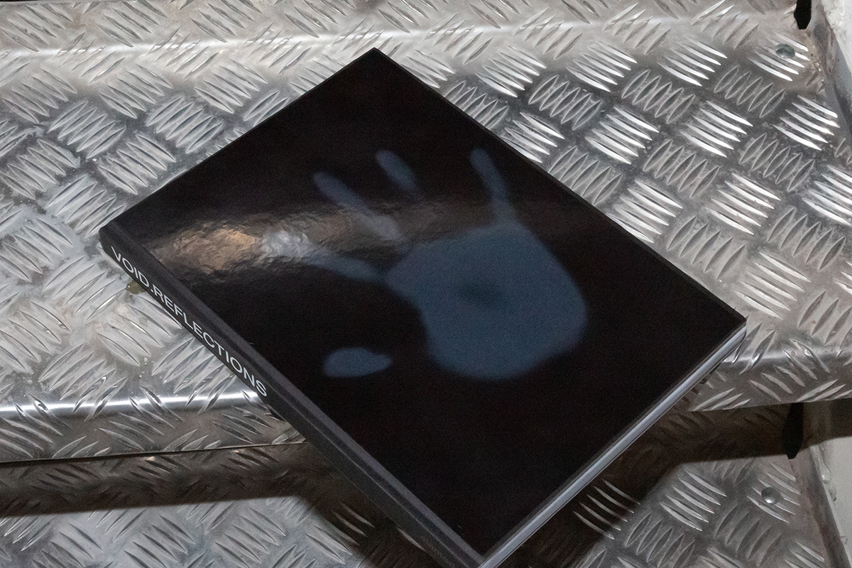 slanted_void-reflections_04