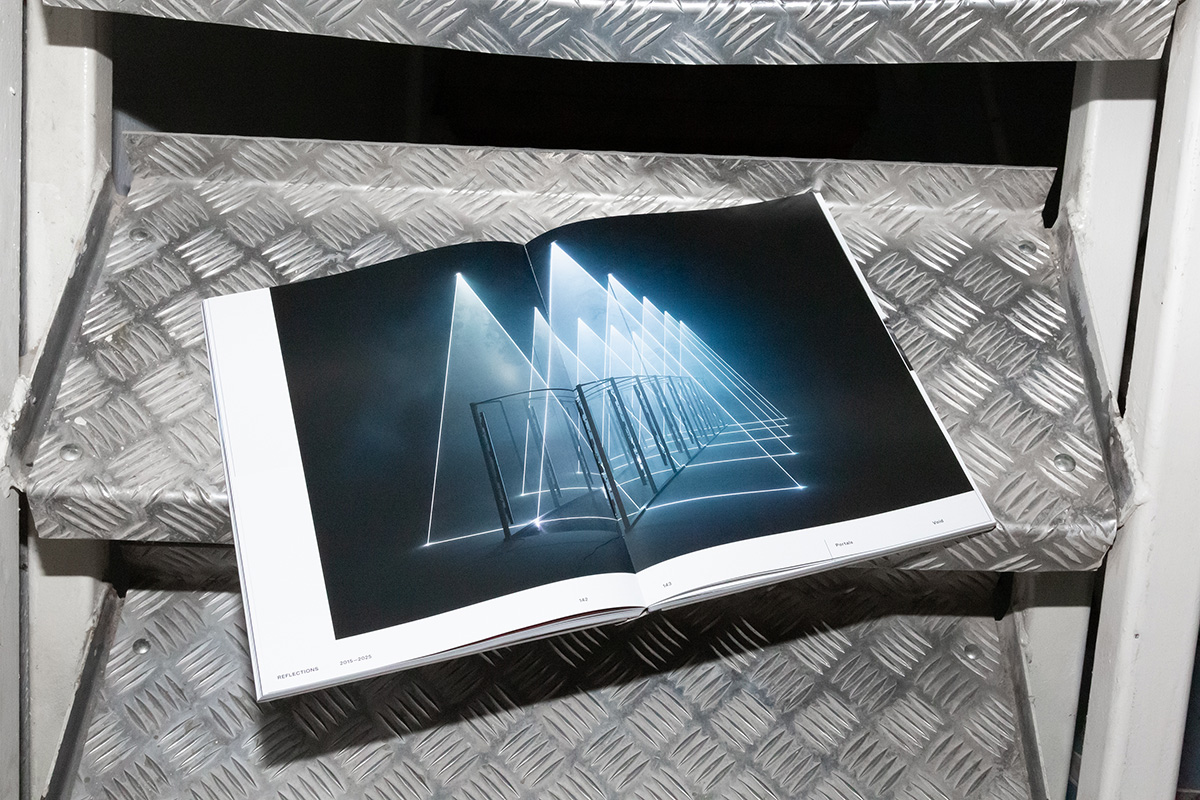 slanted_void-reflections_11