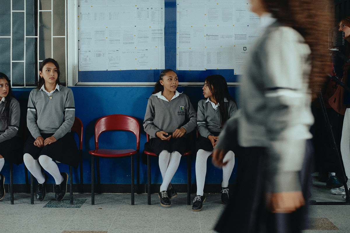 The_Period_Uniform-Photography-Girls-Chatting-1200px The_Period_Uniform-Photography-Girls-Chatting-1200px