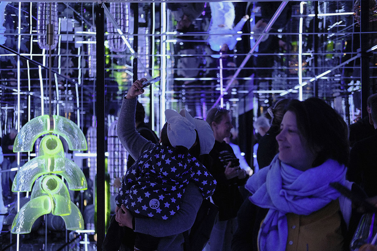 Designblok-Cosmos_mcbw_Konigsplatz_photo-Galina-Akselrod-Golikova_100_WEBRES Designblok-Cosmos_mcbw_Konigsplatz_photo-Galina-Akselrod-Golikova_100_WEBRES