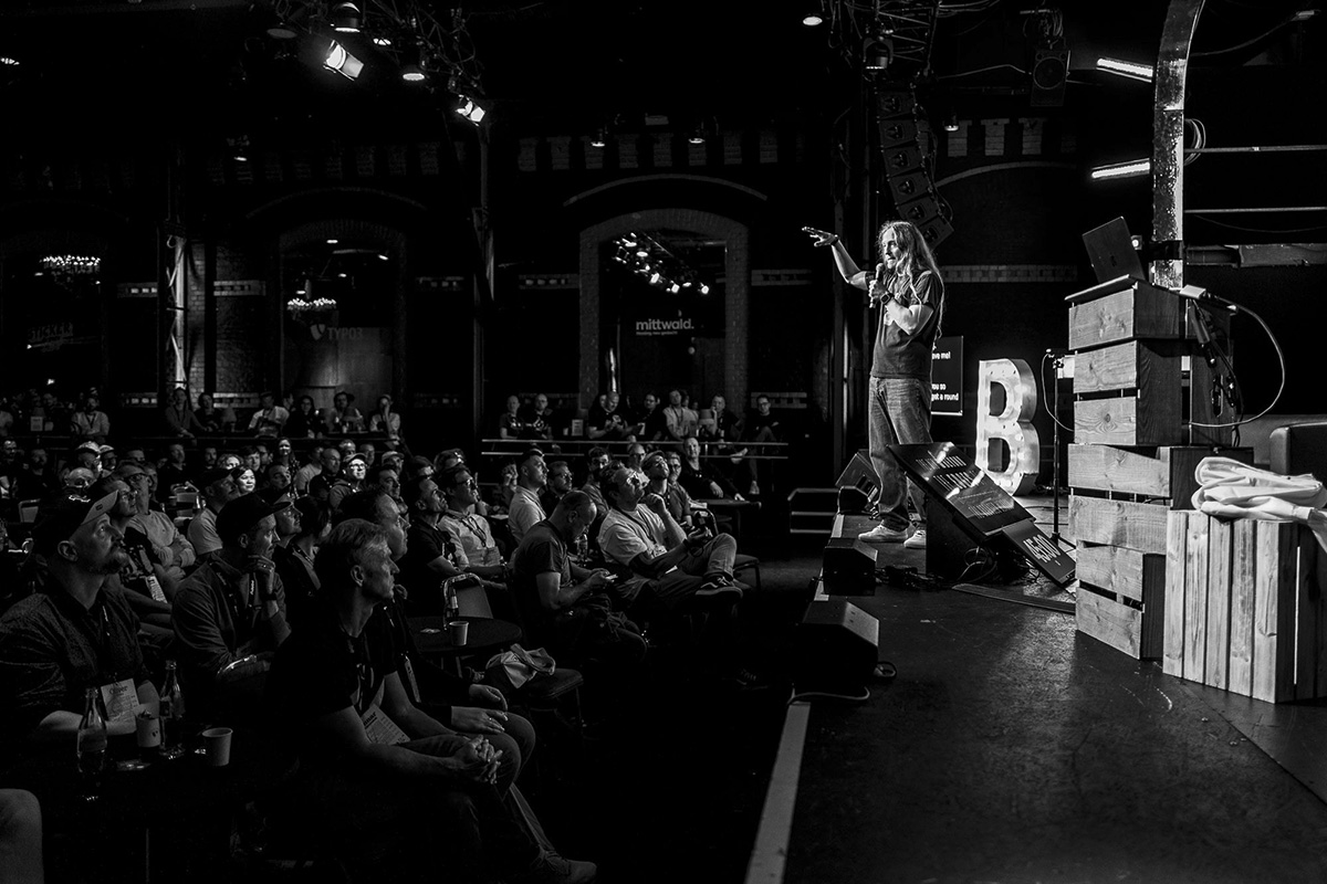 btconf-dus-2026-030-l1320629-2000x btconf-dus-2026-030-l1320629-2000x